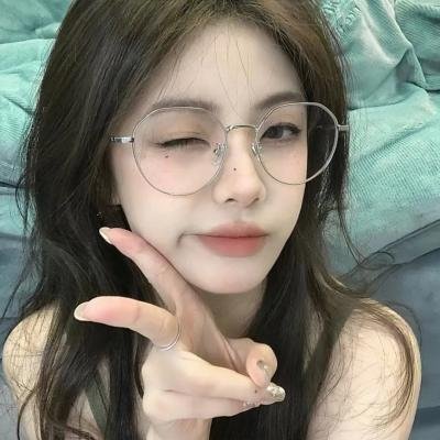 万幸与你相逢重生后她手握剧本 这一世,她发誓绝不重蹈覆辙